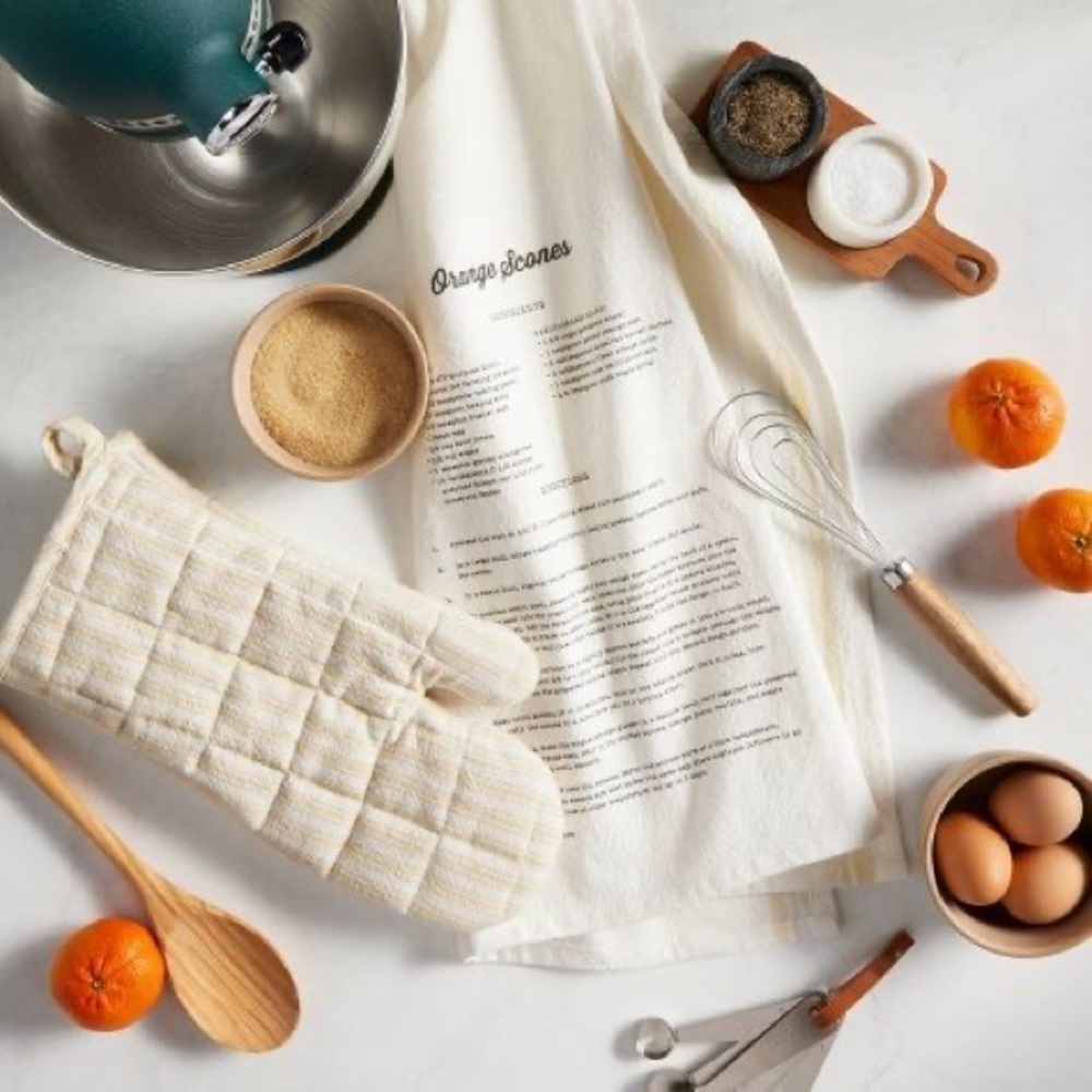 Engineered Stripe Oven Mitt Ivory/Cream - Hearth & Hand with Magnolia